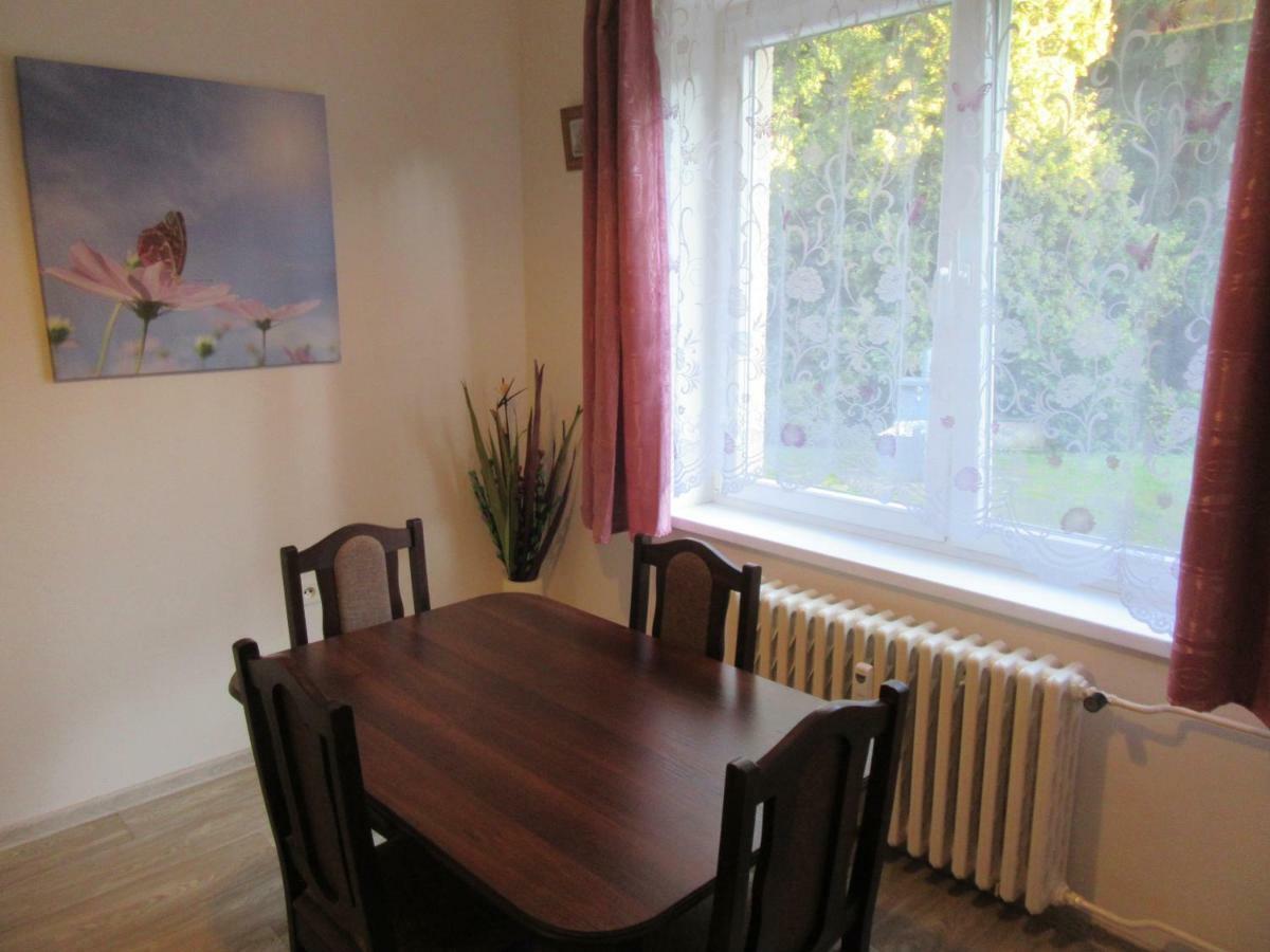 Julie 1 Apartment Svoboda nad Úpou Екстериор снимка