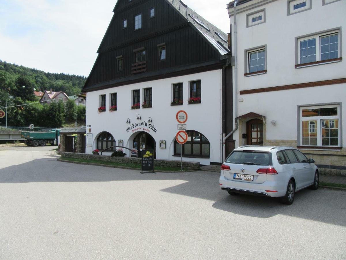 Julie 1 Apartment Svoboda nad Úpou Екстериор снимка